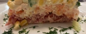 Салат слоёный с полукопчёной колбасой