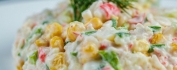 Салат с крабовыми палочками