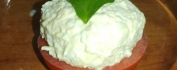 Салат пикантный из помидор, сыра, яйца и чеснока (Еврейская закуска)