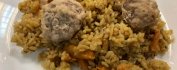 Рис с мясными фрикадельками и грибами